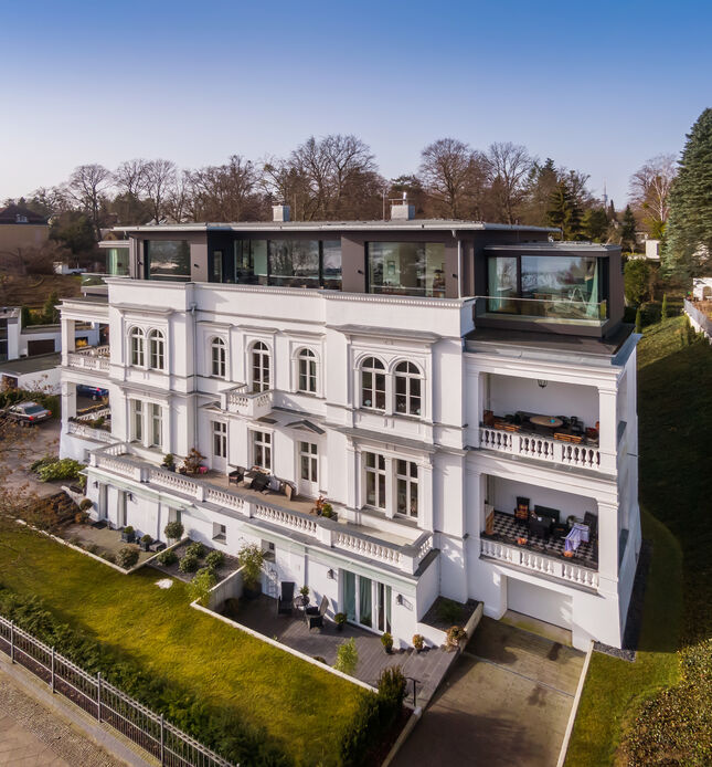 /120a54a45dad08147d17e2ac2a6030ae.teaser/LOEW_DKI_04_teaser.jpg?v=8